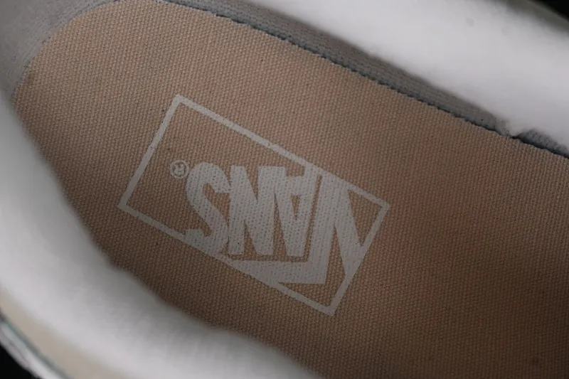 All categories Vans Vans series Vans Low Vans low-top Vans Knu Skool Vans low-top retro casual fat bread shoes VN000D6ZE2S